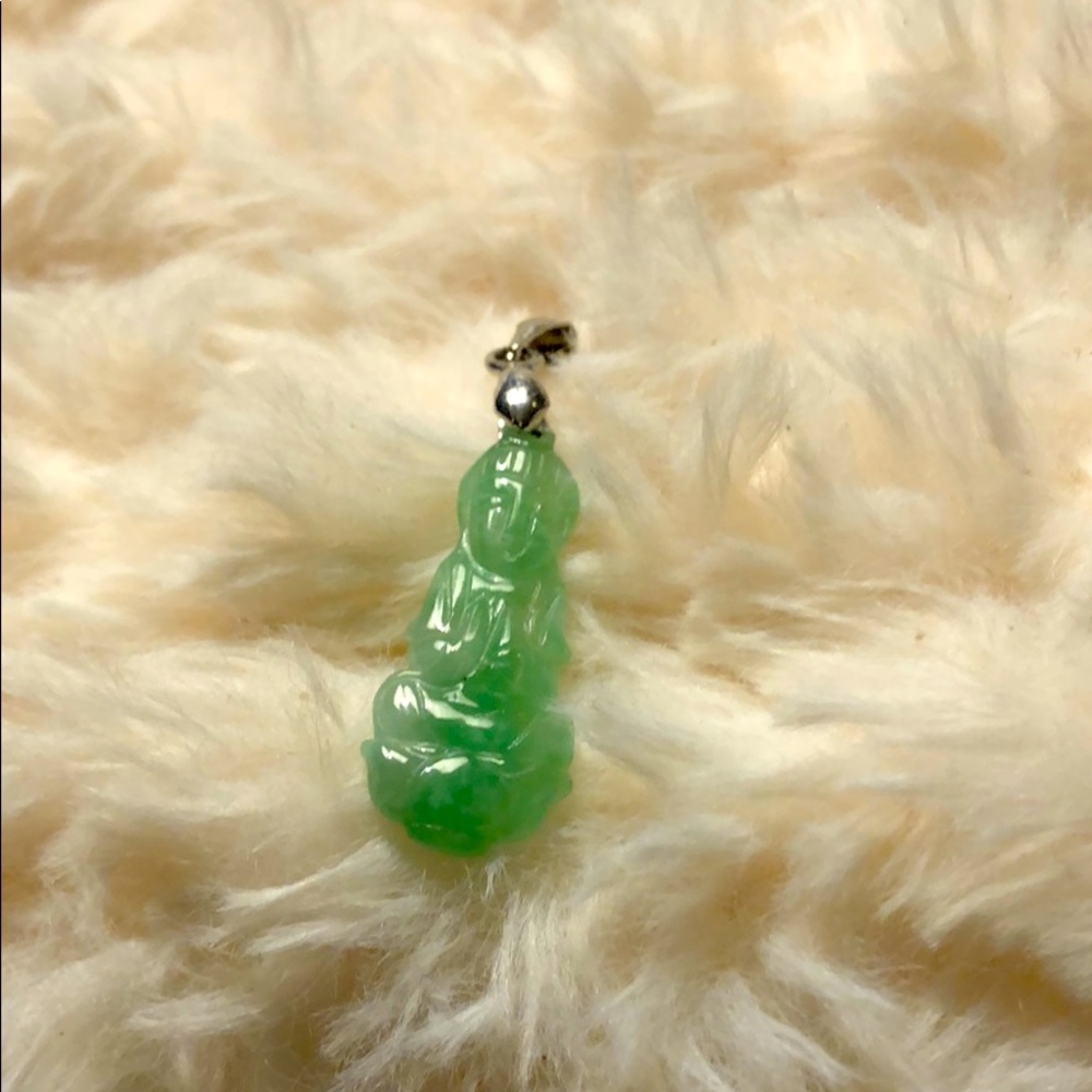 Jade pendant